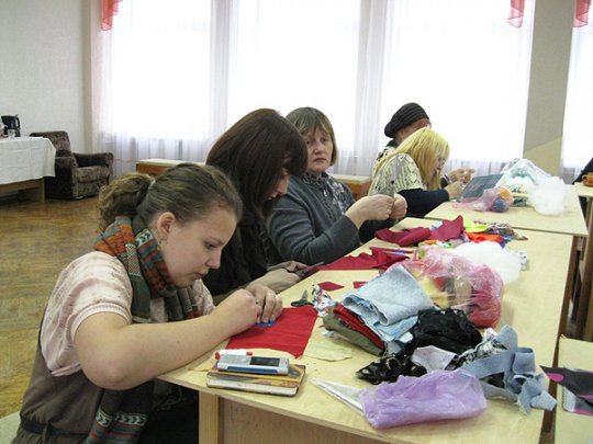 У Магілёве прайшоў семінар-практыкум па ткацтву паясоў і лапікаваму шыццю