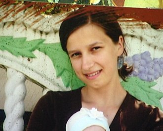 В сети появилось фото предполагаемой убийцы собственных детей