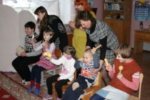 Благотворительный марафон «Согреть детские сердца» — в Костюковичском районе