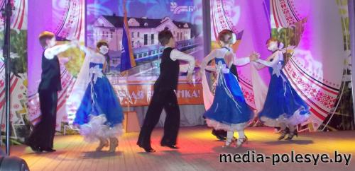 Лунинецкие железнодорожники отметили 150-летие БелЖД (видео) Лунинецкие железнодорожники отметили 150-летие БелЖД (видео)