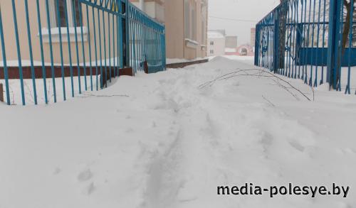 Испытание снегопадами, или Помоги себе сам