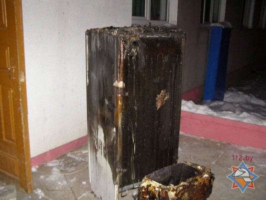 На пожаре в общежитии работники МЧС спасли 12 человек, 28 эвакуировали