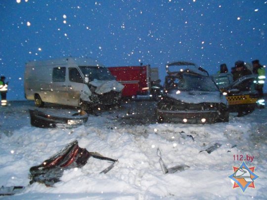 В Рогачевском районе в ДТП погибли два человека, один находится в реанимации