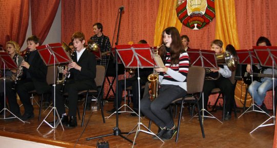 В Поставском профтехколледже прошли традиционные «Дожинки» (+фото)