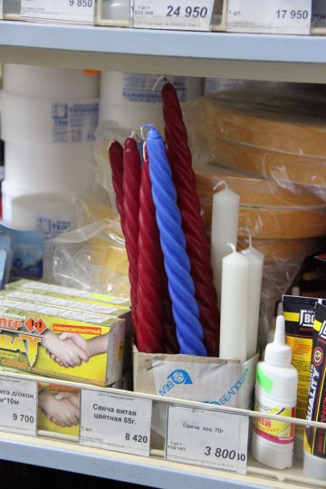В Слониме нет ажиотажа на спички, свечи и соль