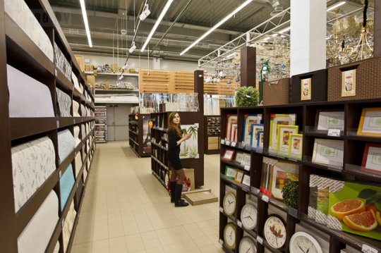 В Могилёве открылся крупнейший в области строительный гипермаркет сети «ОМА»