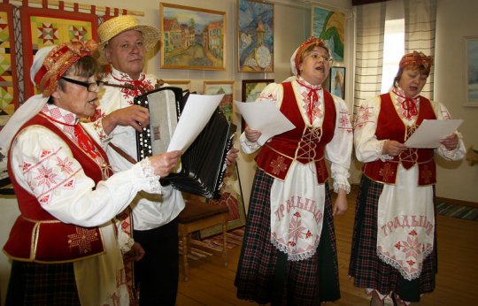 В поставском Доме ремёсел — праздник любительского песенного творчества (+фото)