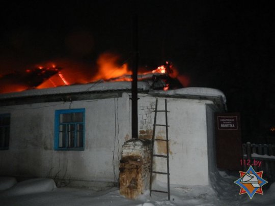 В Речицком районе горел сельский Дом культуры (фото)
