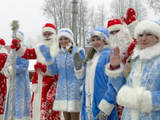 Незадолго до Нового года в Лиозно состоялся парад Дедов Морозов