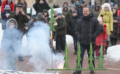 В Гродно запустили в небо символ 2013 года