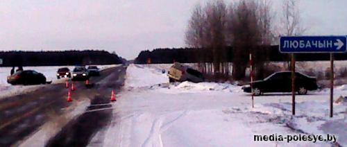 В Лунинецком районе «восьмидесятка» не пропустила Лексус, пострадал ребёнок