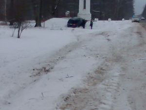 Водителю из Слонима стало за рулём плохо, и он попал в аварию