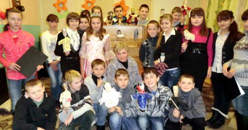 Театр «Батлейка» из Язвинской школы выступил перед детьми-инвалидами