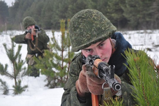 Новобранцы учились воевать