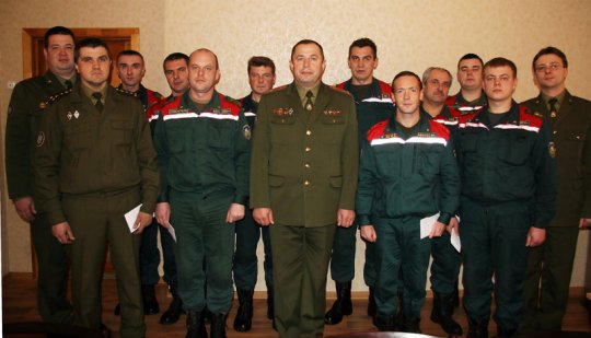 Поставские спасатели вознаграждены за образцовое исполнение служебных обязанностей (+фото)