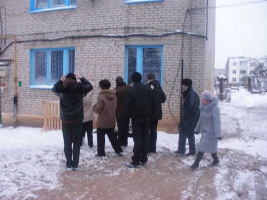 У Глыбокім кіраўніцтва ЖКГ правяло сход з жыхарамі пяціпавярхоўкі