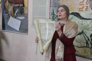 От наскальных рисунков до Национальной библиотеки: приглашаем на выставку «Адвечных кніг жывыя душы»