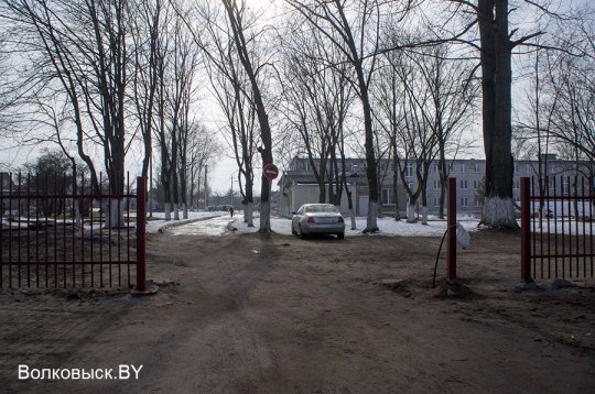 Как безопасно пройти к четвертой школе?