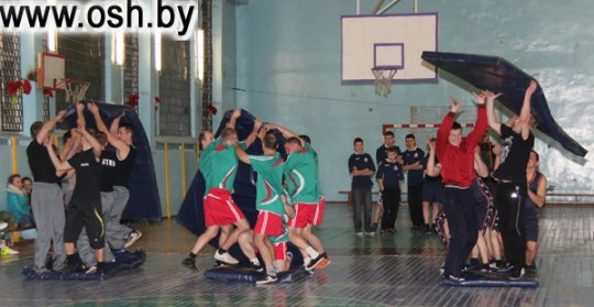 В Ошмянах прошла спартакиада среди силовиков. Какая команда оказалась сильнее? Фоторепортаж