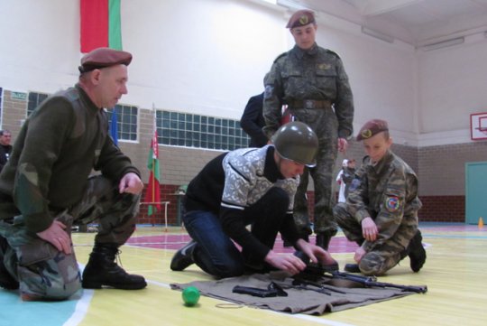 Военизированная эстафета прошла среди школьников