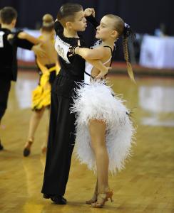 С медалями вернулись лунинецкие танцоры с 1-го чемпионата Беларуси по спортивным бальным танцам