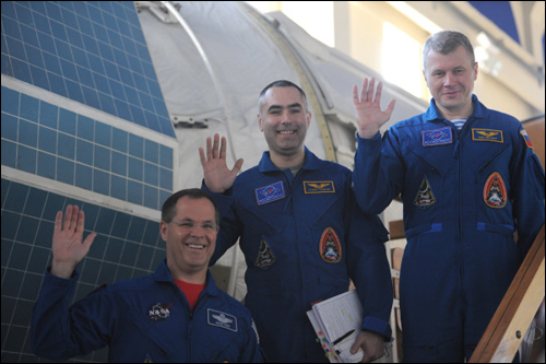 Третий белорус готовится покорить космос