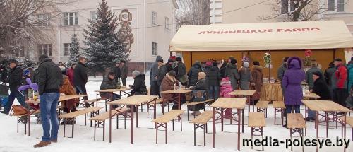 Без блина не масляна, или Как в Лунинце провожали Зиму