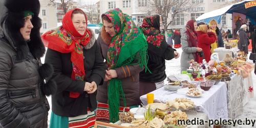 Без блина не масляна, или Как в Лунинце провожали Зиму