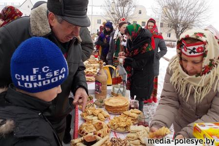 Без блина не масляна, или Как в Лунинце провожали Зиму