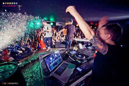 «Взлетный март» Макса Коржа, или Он, правда, из Лунинца, ребята!