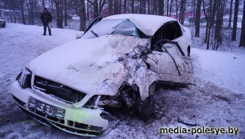 В Лунинецком районе столкнулись Audi и ГАЗ-66. Пострадали четверо
