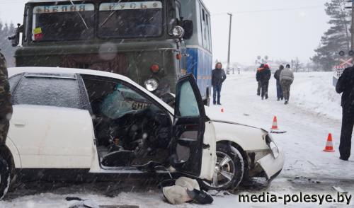 В Лунинецком районе столкнулись Audi и ГАЗ-66. Пострадали четверо
