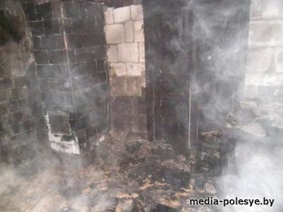 Зять поджёг дом тёщи в отместку жене в Кожан-Городке