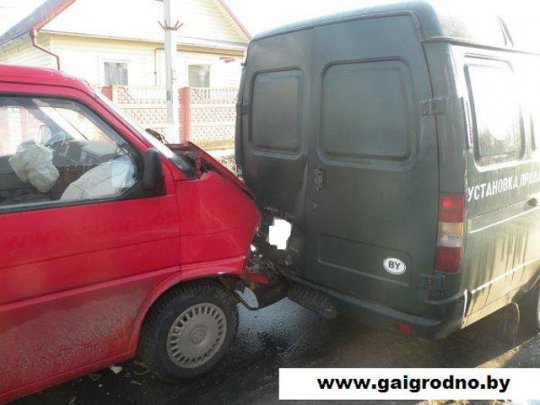 В Слониме причиной ДТП стало солнце