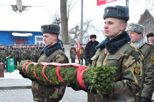 Слонимчане почтили память погибших защитников