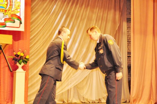 Слонимская милиция торжественно отметила свой день