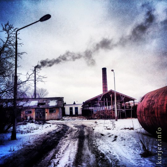 Фотоокна. Мобильником. Про бывший госпиталь