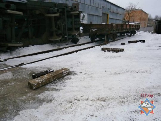 В Бобруйске опрокинулся железнодорожный кран