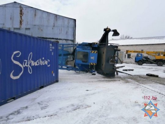 В Бобруйске опрокинулся железнодорожный кран