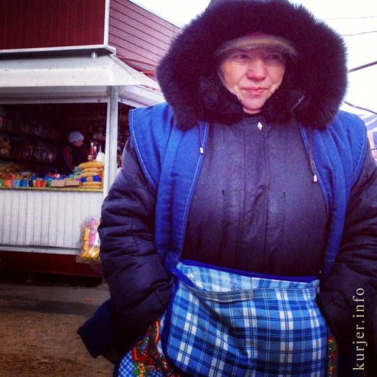 Фотоокна. На Слуцком рынке