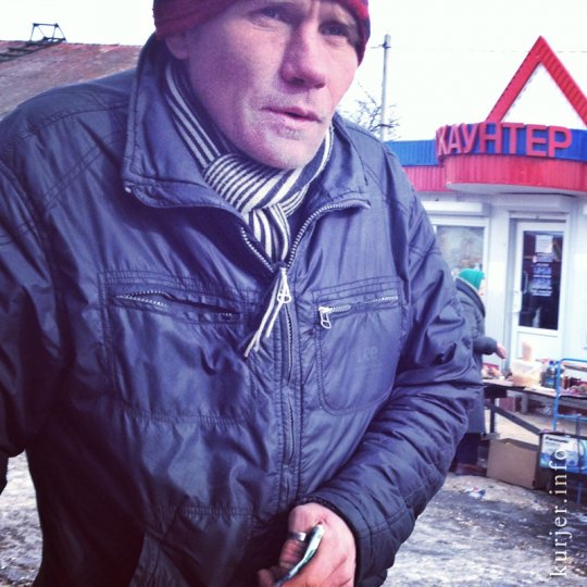 Фотоокна. На Слуцком рынке