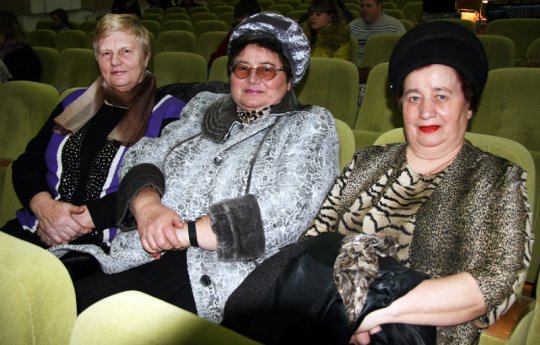 Все слова, цветы и песни — женщинам (+фото)