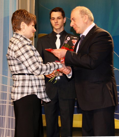 Все слова, цветы и песни — женщинам (+фото)