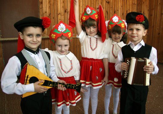 Все слова, цветы и песни — женщинам (+фото)