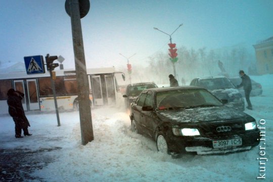 Фотоокна. Мартовская метелица. Часть 3. Первая жертва стихии