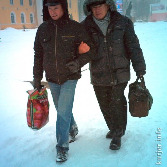 Фотоокна. Мартовская метелица. Часть 3. Первая жертва стихии