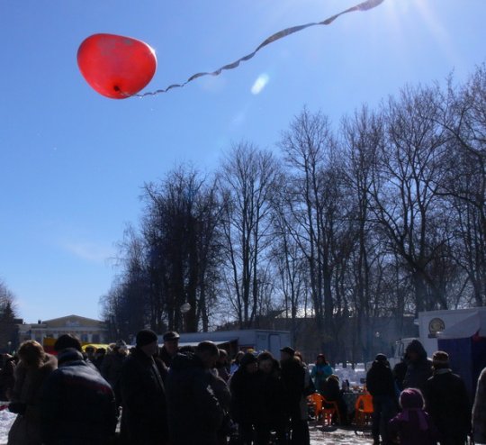 В Барановичах провожали Масленицу и прощали друг друга