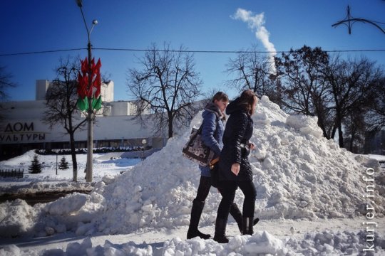 Фотоокна. 20 марта 2013. Мобильником