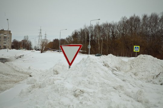 Фоторепортаж: Могилёв расчищают от снега 