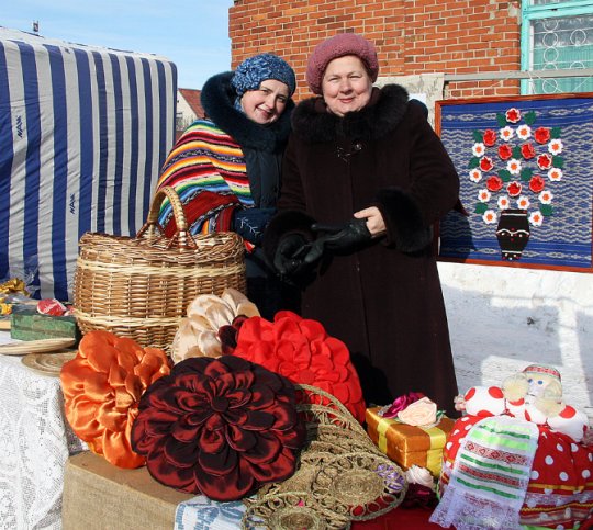 Весну встретили, а зима не сдаётся (+ фото)